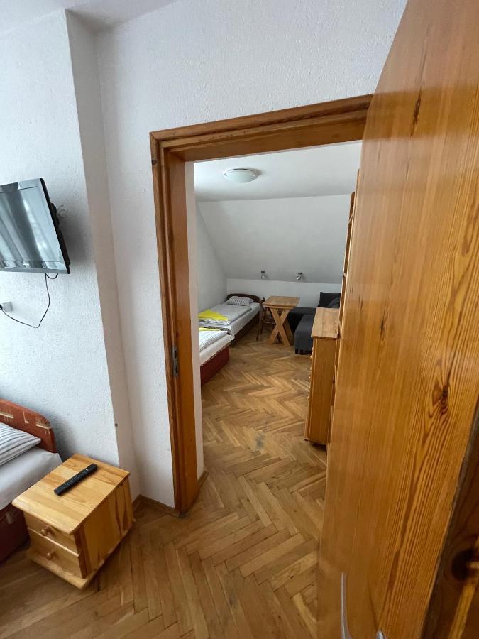 Gosciniec Ozna Hotell Kiczora Exteriör bild